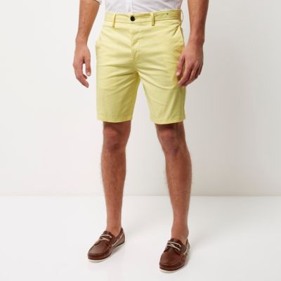 Yellow slim fit schino shorts